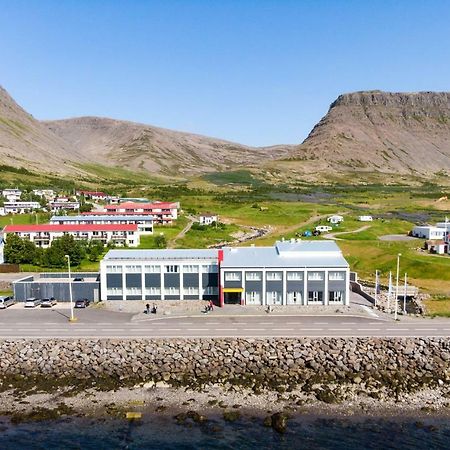 フォスホテル ウェストフィヨルズ Patreksfjordur エクステリア 写真